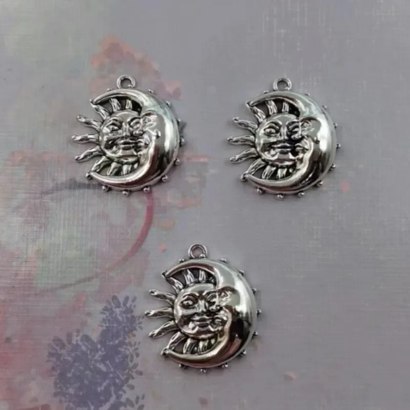 5pcs Charming Sun Moon 29x32mm Silver Pendant Antique Jewelry DIY Handmade Craftsmanship