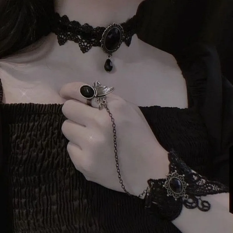 

Original Lolita Gothic Accessories Bow Lace Necklace Ring Bracelet One Piece Women Dark Bracelet Vintage Sweet Y2k Accessory