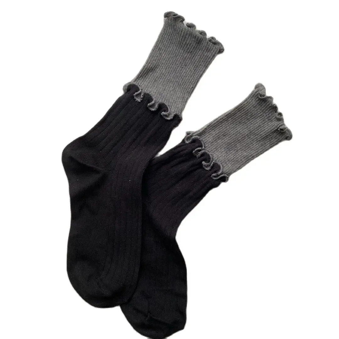 Wave strip paneled Women's socks