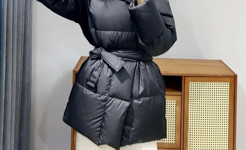 Women's Winter Parka Coat 2026 High-grade Warm Hooded Ladies Outerweat Fashion Loose Temperament Lady Short Down Cotton Jacket