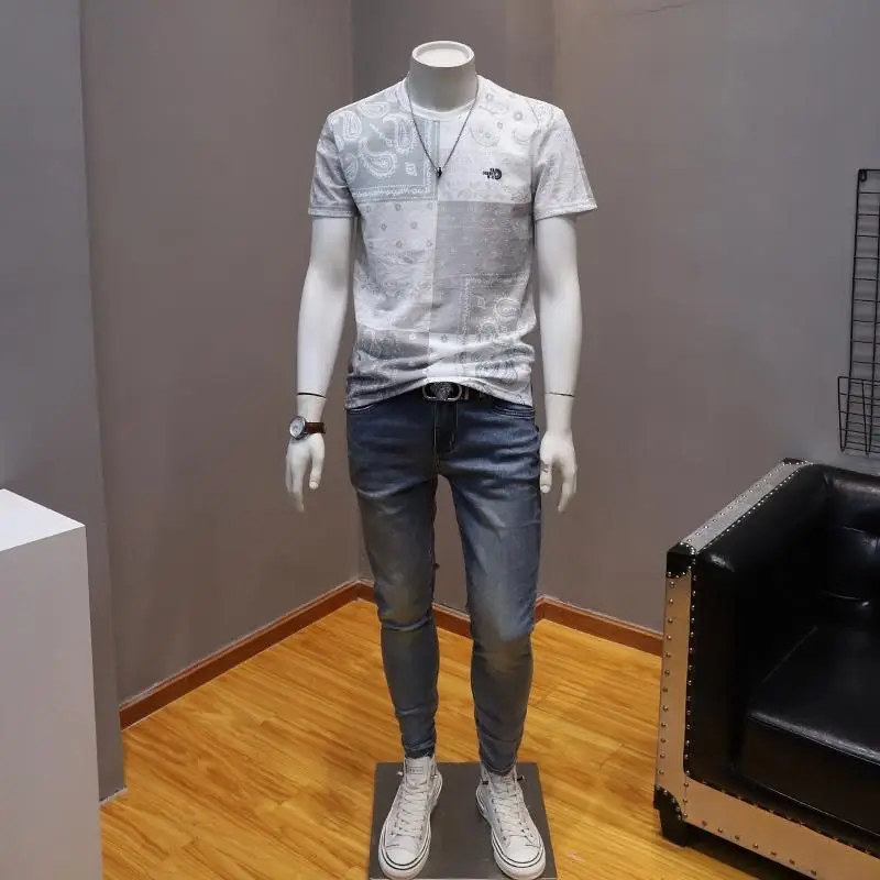 Men's breathable thin short-sleeved T-shirt Korean youth printed casual round neck half-sleeved pullover