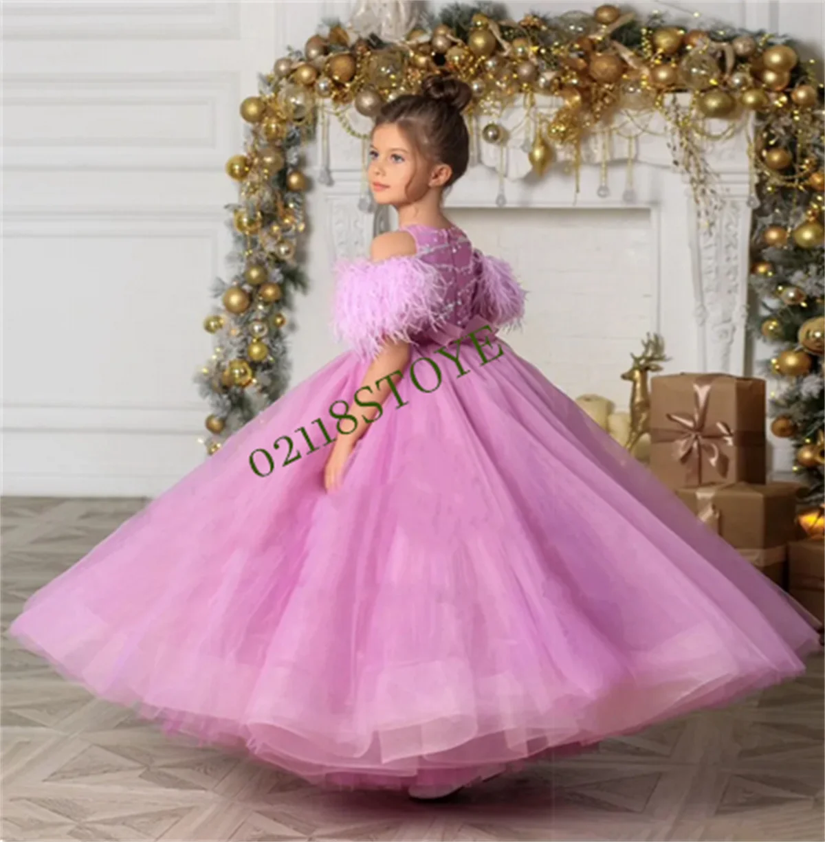 A Line Pink Short Sleeve Flower Girl Dresses 2023 New Christmas Gown Sequined Fur Organza First Communion Dresses