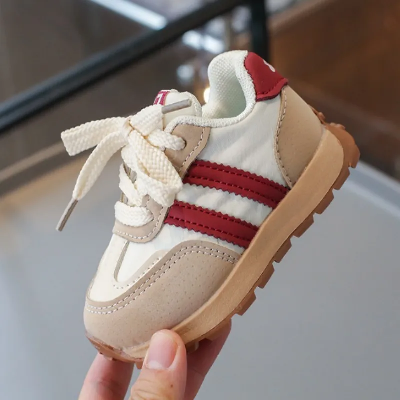 Girls' Autumn 2026 Casual Walking Shoes Waterproof Leather Surface Anti-Slip Children's Footwear Comfortable Men's Treasure