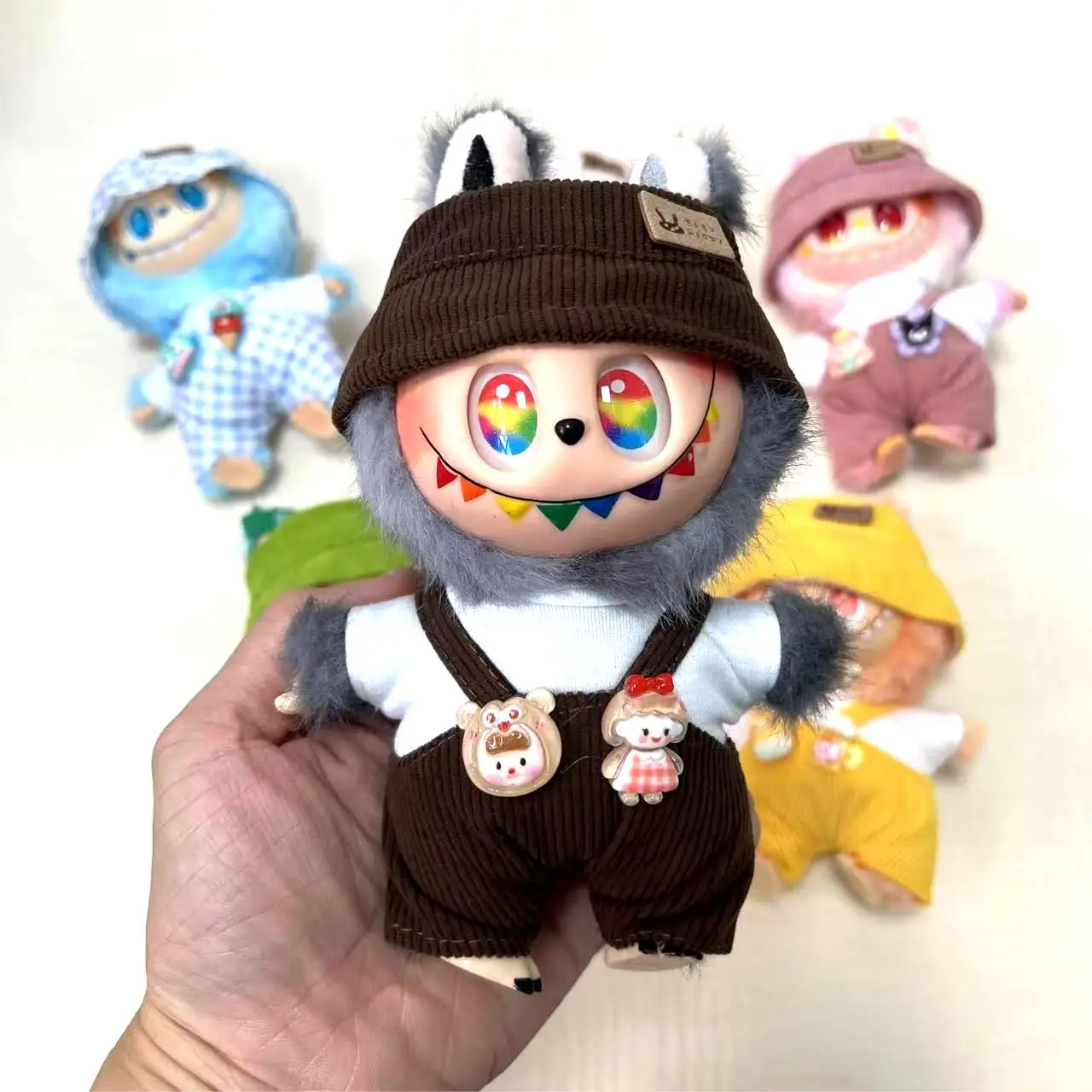 17cm roupas para boneca labubu conjunto de acessórios de roupas adequado para meninos bonito roupas de boneca de pelúcia adequado para boneca de pelúcia de moda