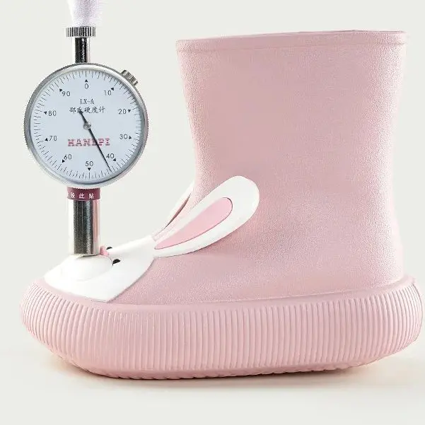 Botas de chuva bonitos dos desenhos animados para o bebê, sapatos de borracha antiderrapantes impermeáveis para meninos e meninas