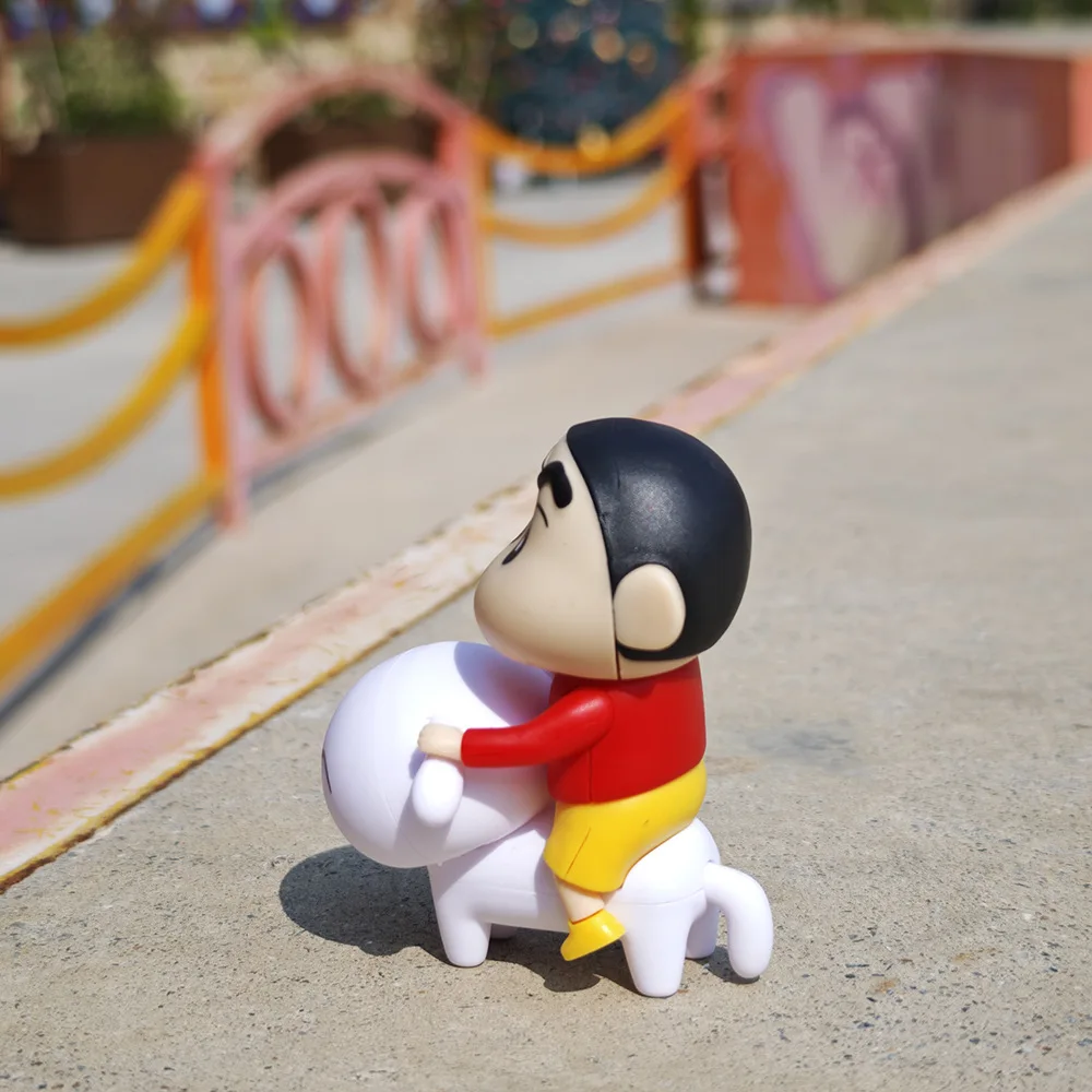 New Crayon Shin-Chan Anime Figure Crayon Shin-Chan Ride Nohara Shiro Action Figure Model Toy Kawaii Decoration Collect Gifts