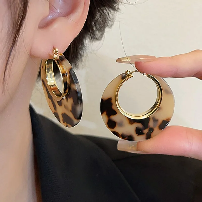 Personalized Leopard Print Acrylic Earrings Women Circle Fashion Trends Temperament Advanced Feeling Geometry Hoops Earrings