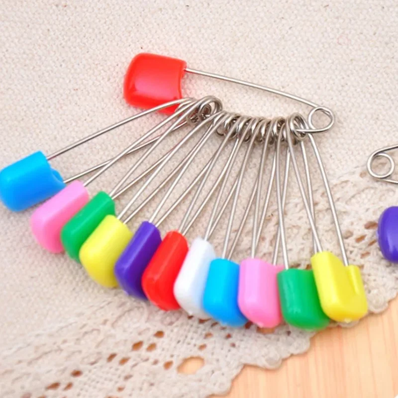 20Pcs/Lot DIY Candy Color Safety Pins Findings Safe Secure Clips for Baby Care Shower Cloth Diaper Pins Brooch Holder