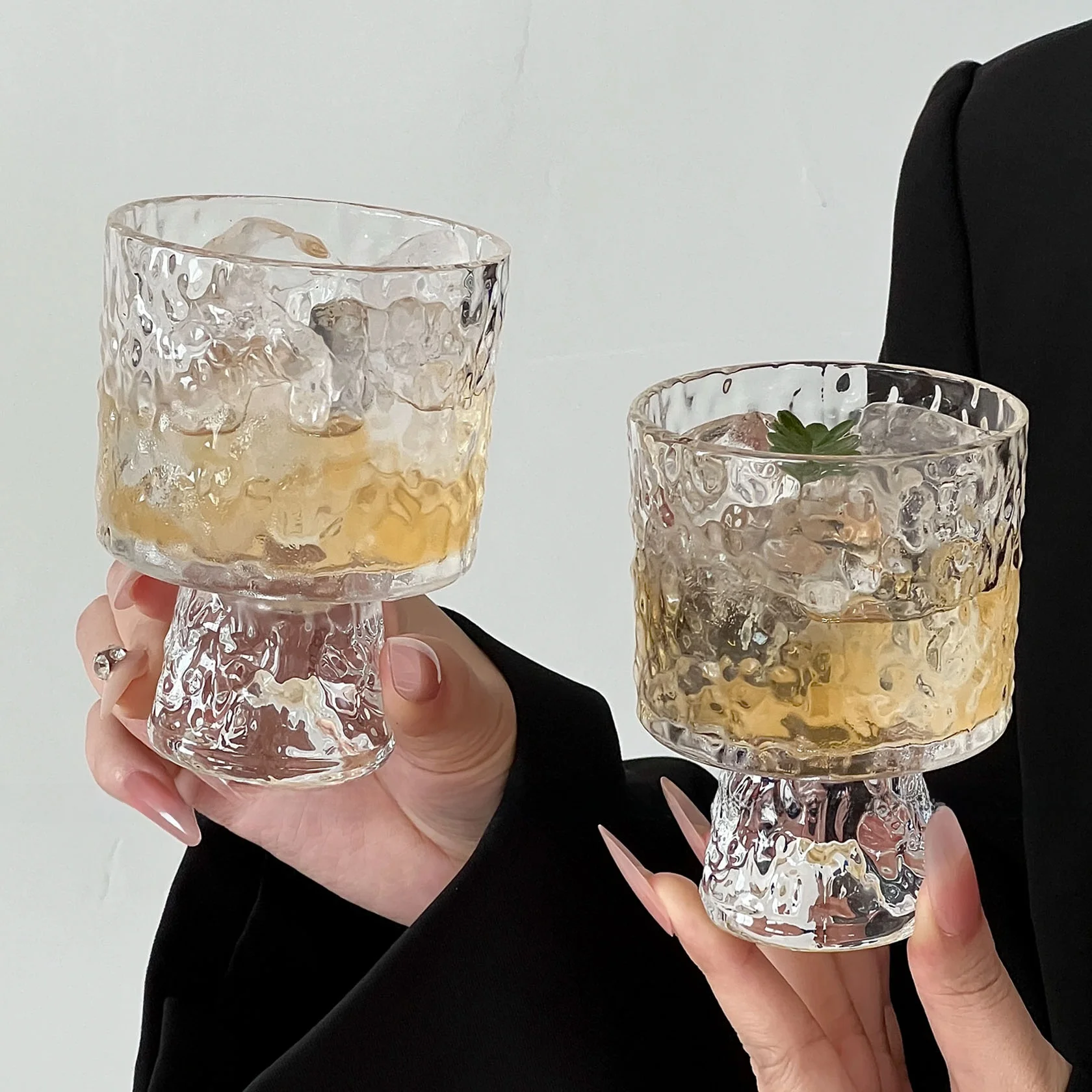 Retro Hammered Patt…