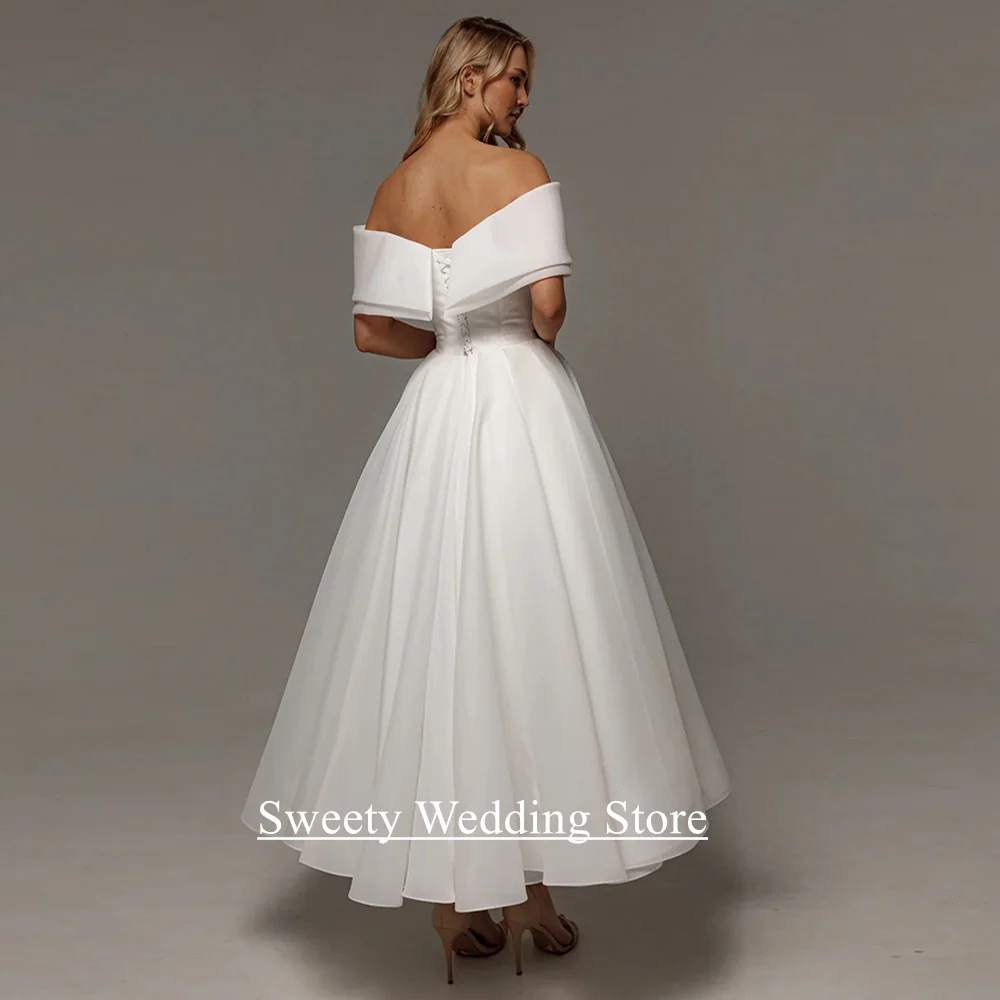 Vestido de casamento curto personalizado fora do ombro com decote em v simples uma linha organza vestido de noiva comprimento chá