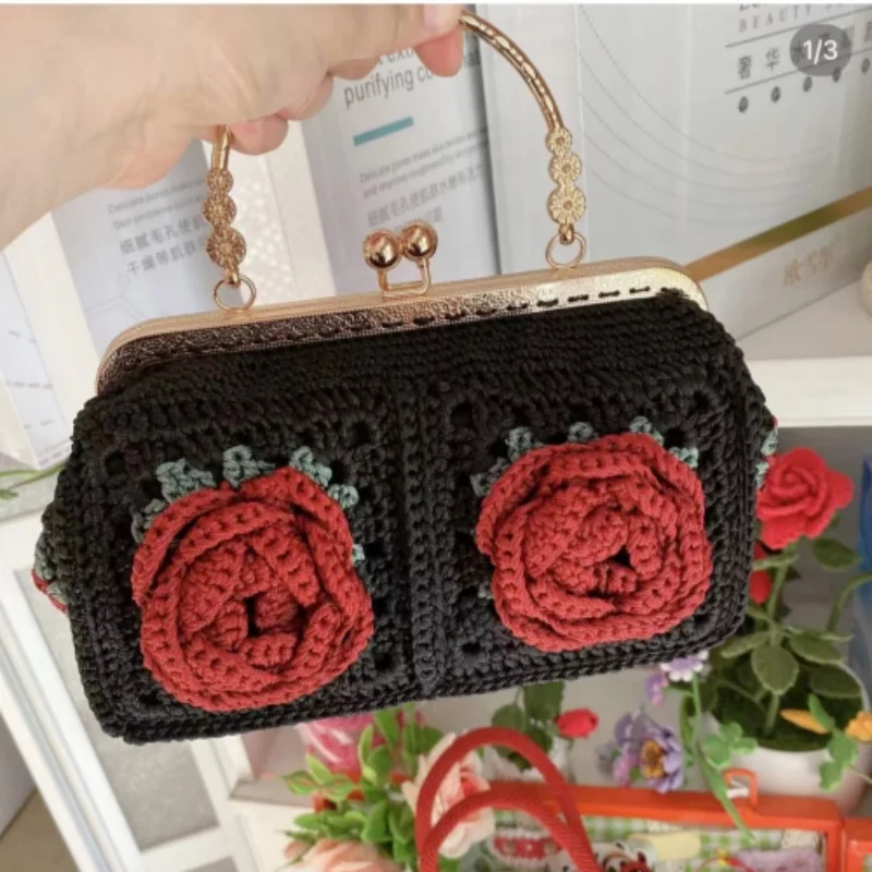 Hollow shoulder bag, three-dimensional camellia handbag, shopping bag, leisure and fashionable wrist bag