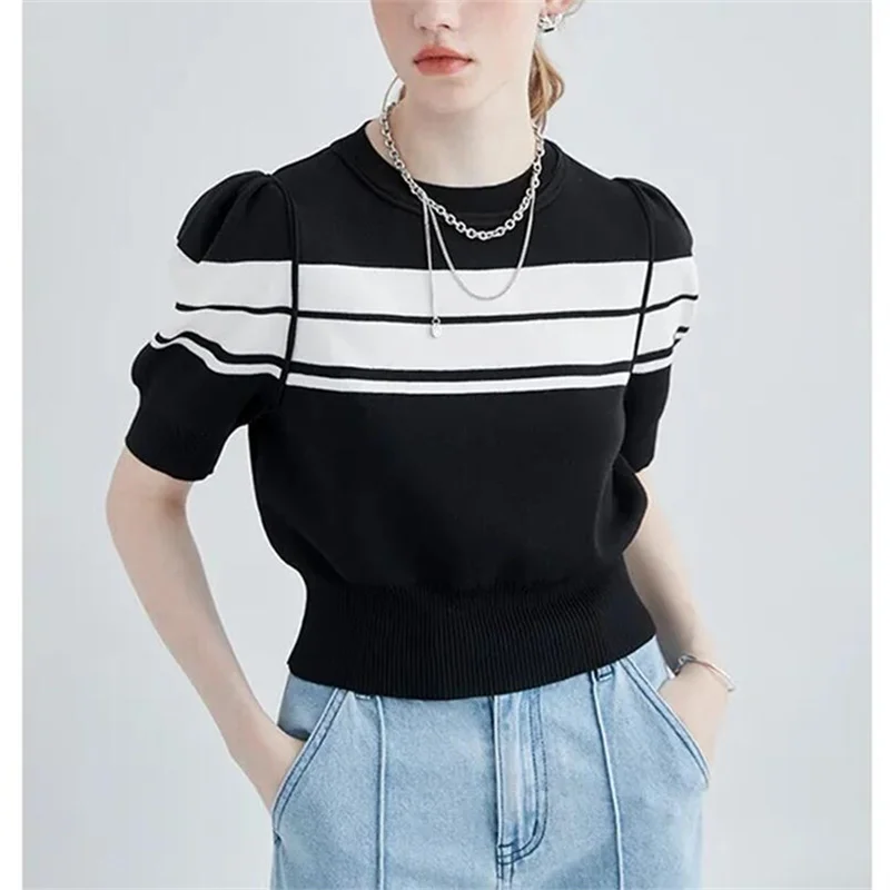 

New Elegant Striped knitted t-shirt for women Summer slim round sleeve bubble sleeved top Korean Fashion Tees