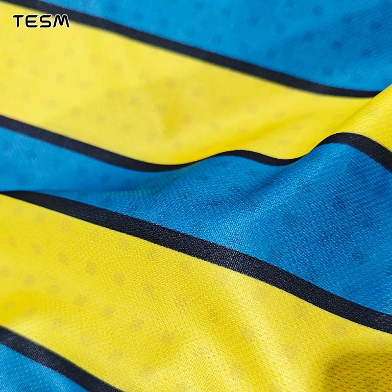TESM الصيف قميص بولو الرجال الصيف الرياضة تي شيرت برقبة على شكل v الشارع العصرية قصيرة الأكمام ثلاثية الأبعاد HD تي شيرت مطبوع