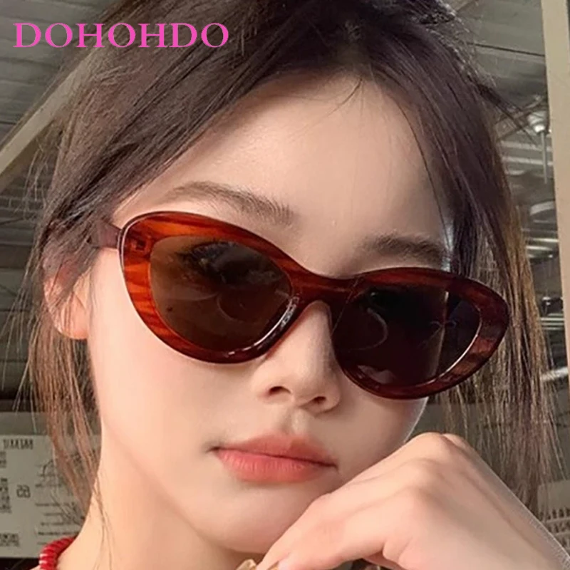 

New Retro Cat Eye Women Sunglasses Luxury Brand Design Trendy Men Sun Glasses Summer Party Traveling Eyewear UV400 Lentes Mujer
