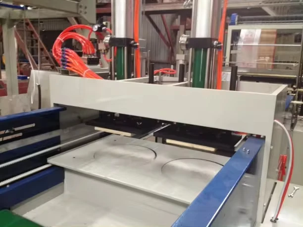 Factory Direct Sales High Speed Four Line Double Layer Hot Sealing Cold Cutting Plastic Bag Making Machine