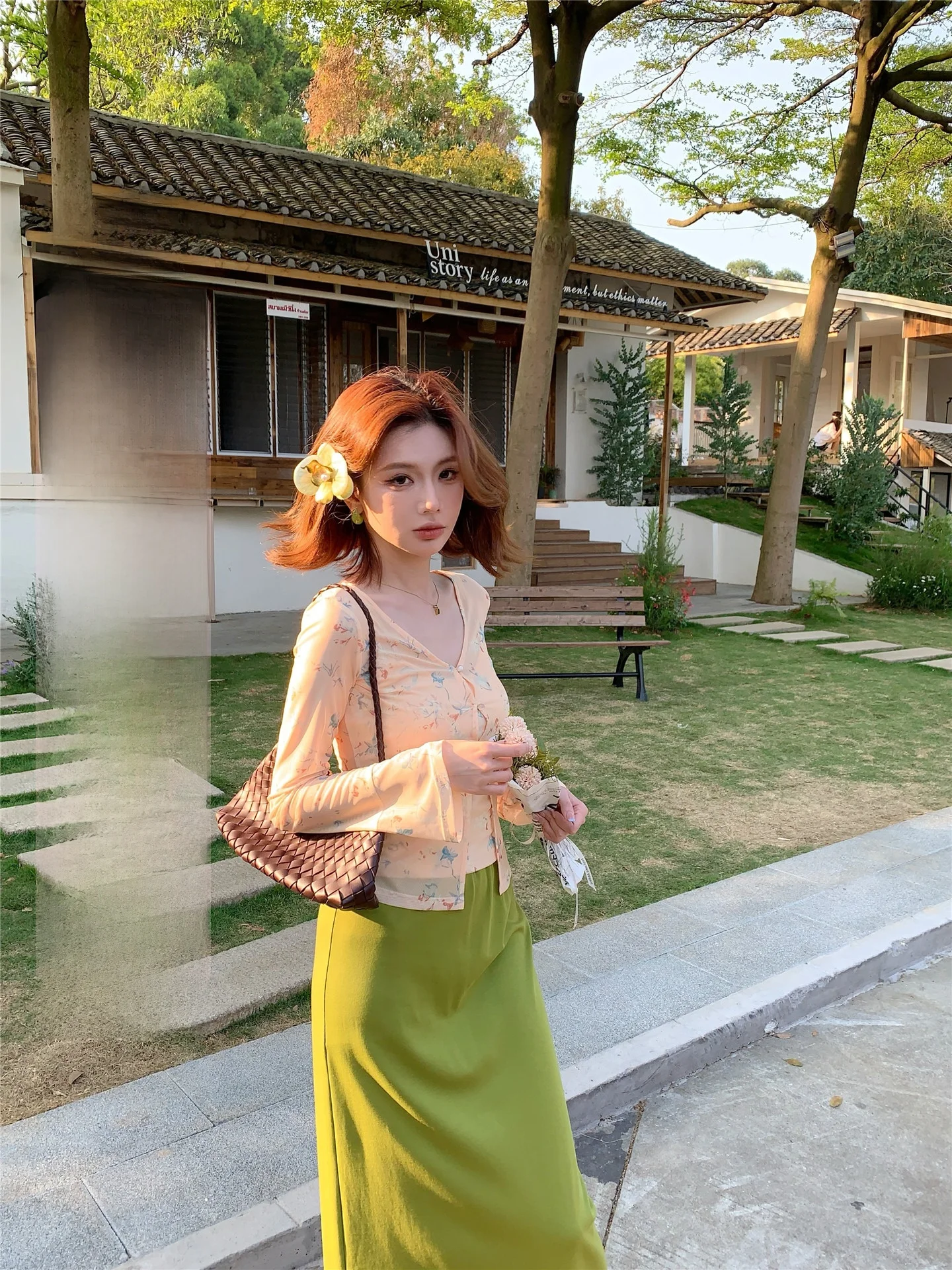 

Sweet Style Knitted Cardigan And Tank Top Two-Piece Set Women's Clothing Soft Polyester Fabric Long Sleeve round Neck