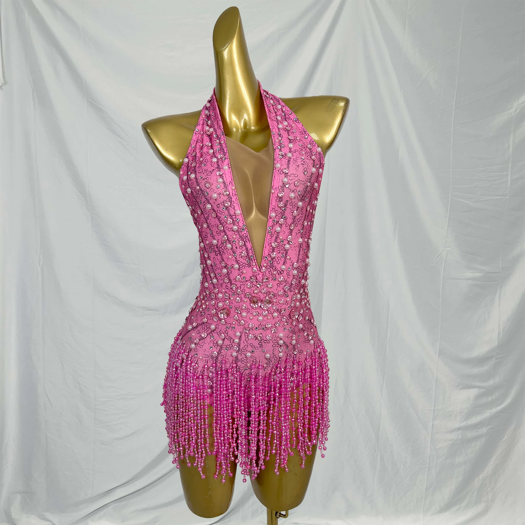 

Милый комбинезон с лямкой на шее и жемчугом и кристаллами, женский вечерние комбинезон с кисточками и открытой спиной, трико для воздушных танцев, одежда для живого дома, музыкального фестиваля