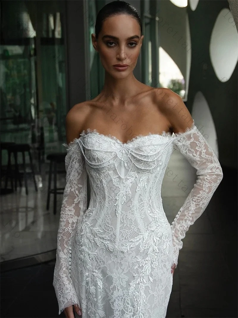 Maßgeschneiderte elegante Perlen-Meerjungfrau-Hochzeitskleider, modernes schulterfreies bodenlanges Brautkleid mit Spitzenapplikationen
