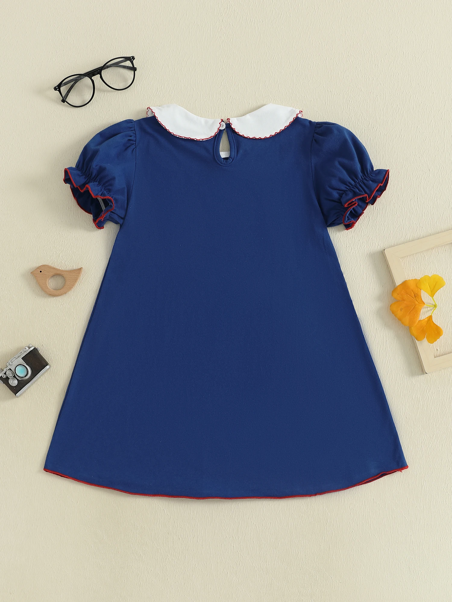 

Милое школьное платье для маленьких девочек с вышивкой вишни, воротником Питера Пэна, короткими рукавами и расклешенной юбкой