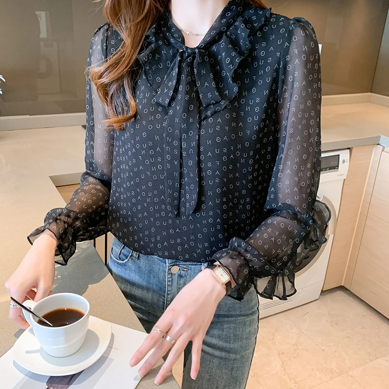 

2024 Autumn New Lotus Leaf Collar Bow Long Sleeve Chiffon Shirts Women Fashion Letter Printed Tops Temperament Commute Blouse