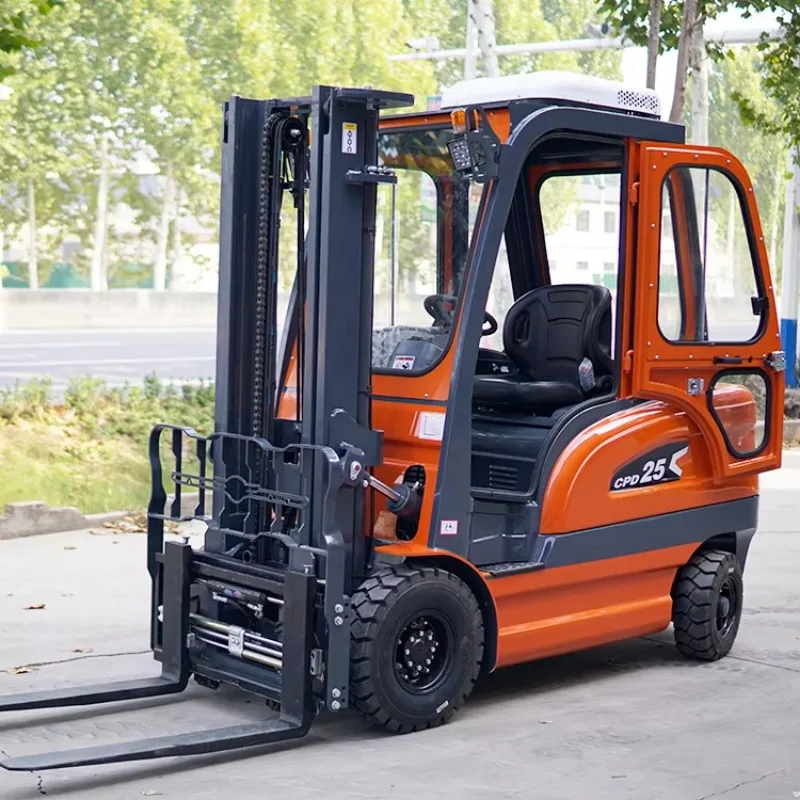 Fast Charging Electric Forklift 2.5 Ton Lithium Battery For Busy Cargo Hub To Reduce Downtime And Increase Daily Productivity