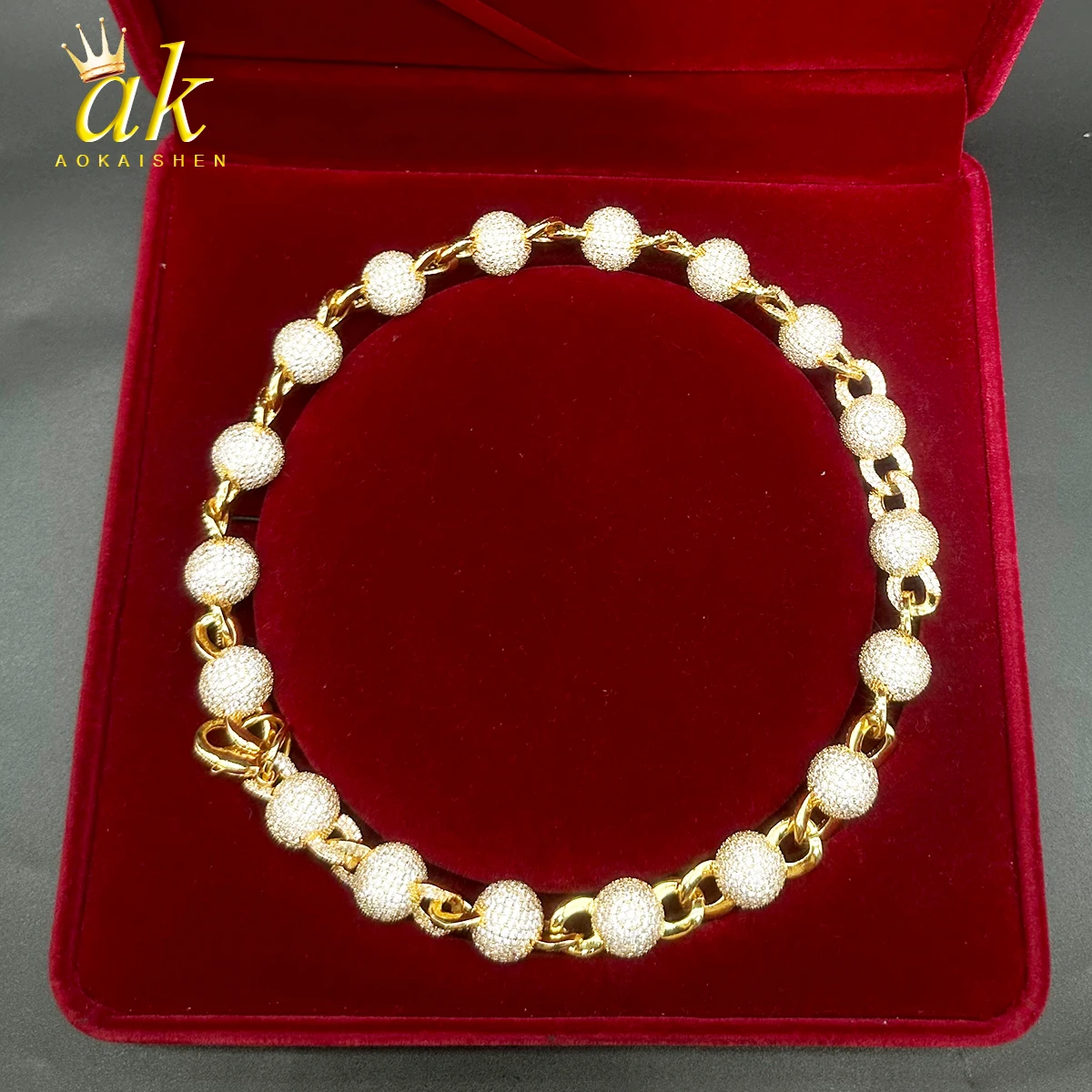 

Aokaishen 15MM Ball Necklace Choker for Women Cuban Link Chain Prong Setting Cubic Zirconia Hip Hop Jewelry