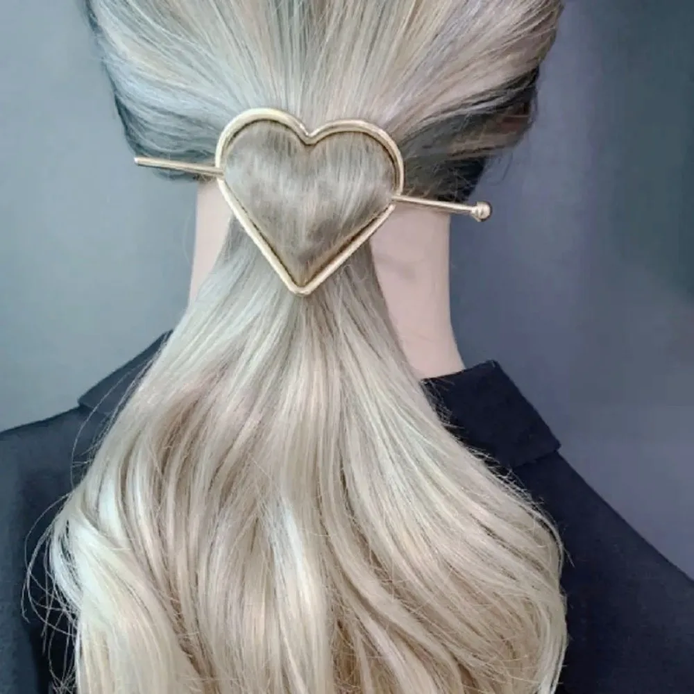1pc Delicate Love Hairpin Minimalist and Fashionable Alloy Heart Shaped Arrow Hair Sticks for Better Hair Decoration