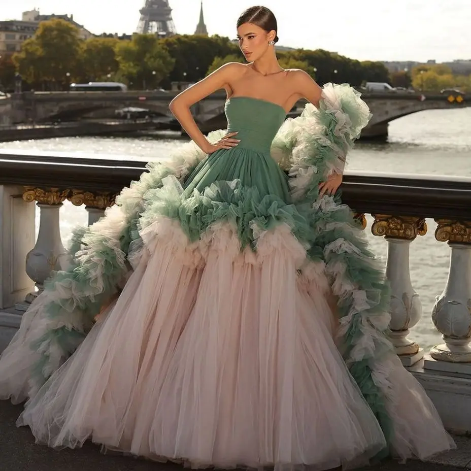 

Strapless Tulle Ball Gown Layered Woman Clothes Custom Made Evening Dress Ruffled Wedding Dress With Train Fluffy Prom Dresses