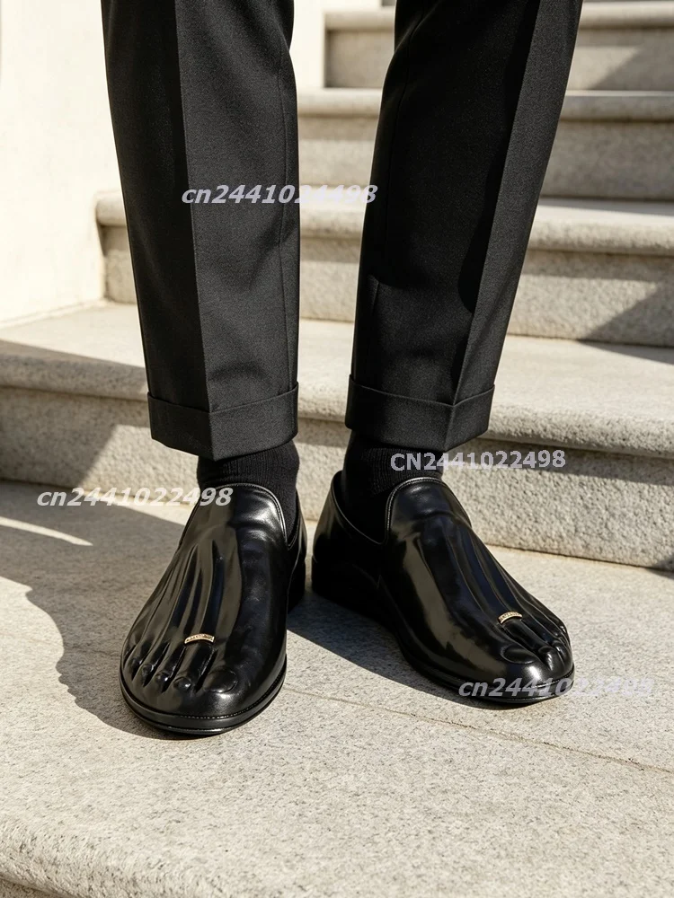 Black Matte Leather Split-Toe Loafers Flat No-Heel Fashion Party Shoes Round Toe Rhinestone Decorated Spring Summer Men's Shoes