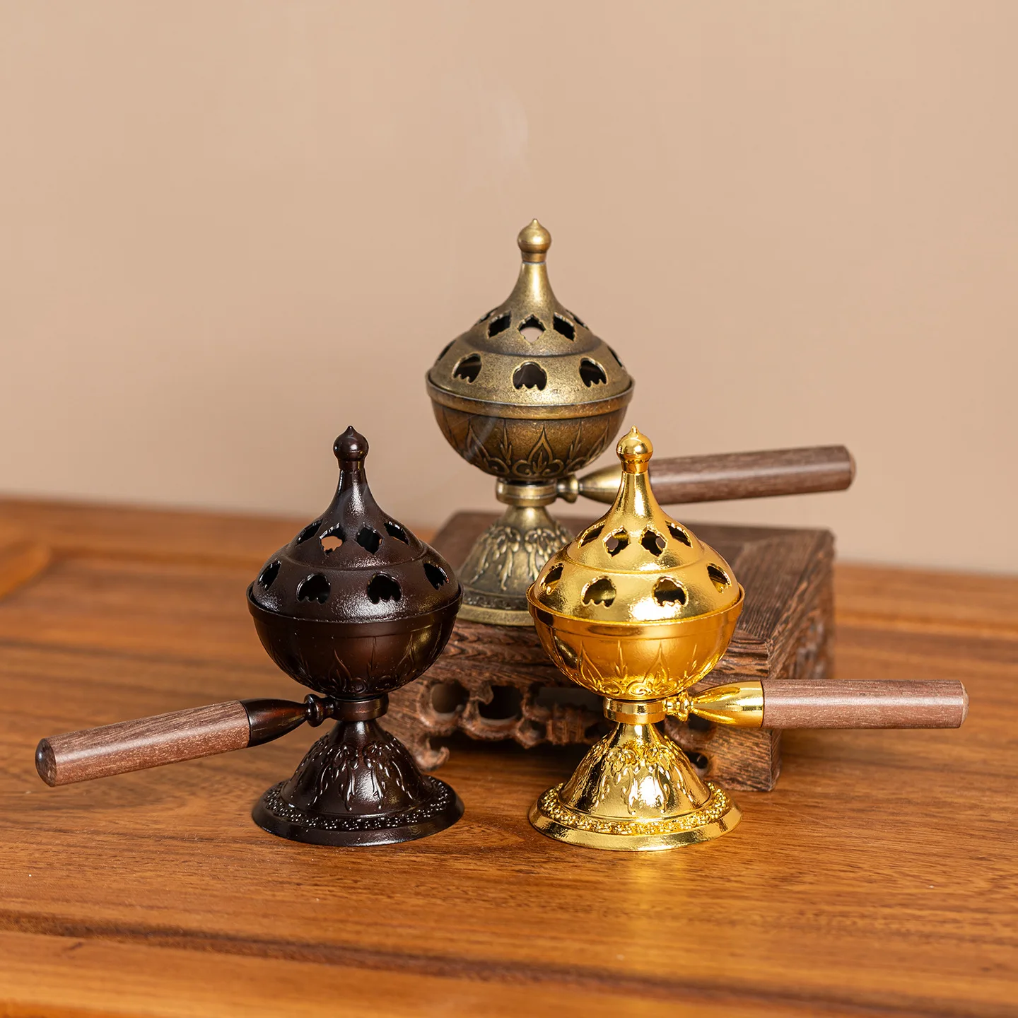 Creative rotatehandheld furnace retro aromatherapy furnace xiangyun incense burner plate incense burner incense ornament