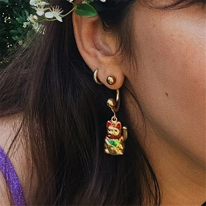 

1 pc New Ins Cute Lucky Cat Pendant Earring Vintage Cat Dangle Earrings For Women Girls Fashion Jewelry Gift