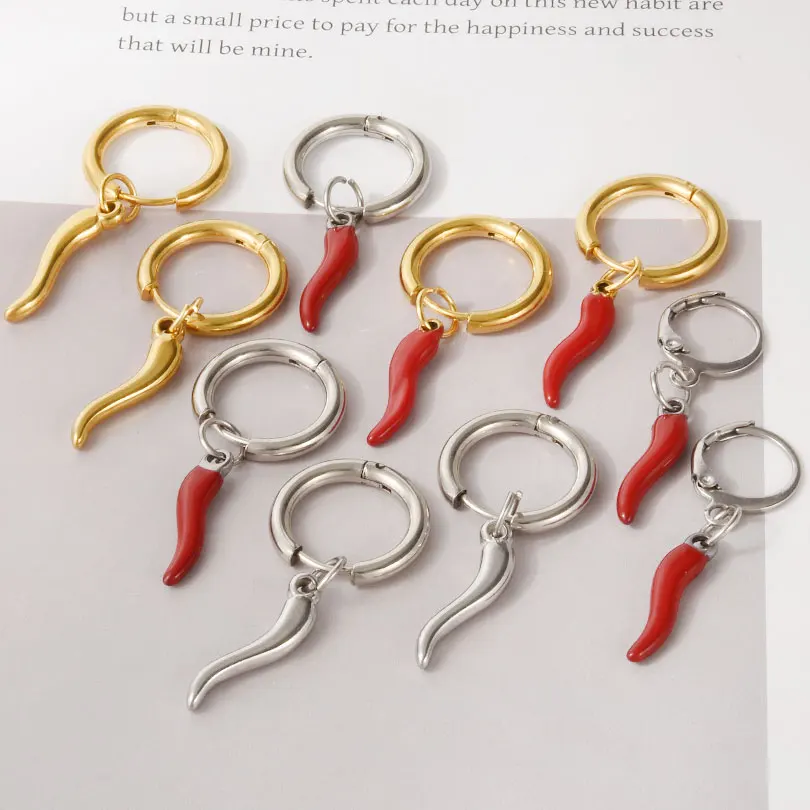 1 par de pendientes de aro de Piercing falso de acero inoxidable para chica coreana, Chile rojo, pimiento picante, cuerno italiano de la suerte, joyería para Mujer