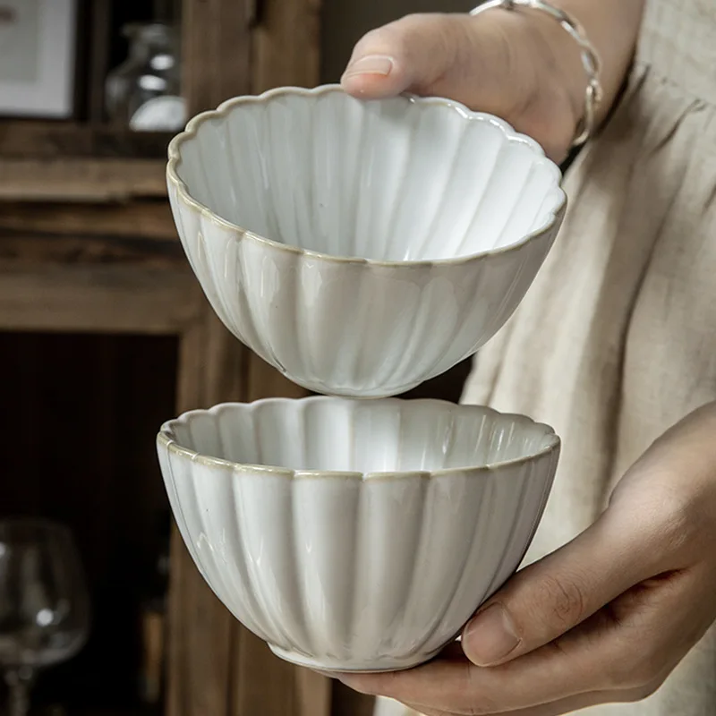 1 PC Super Beautiful Lace Bowl 4.5 Inch Bowl Relief Ceramic Bowl Retro Kiln Turned Small Bowl High Beauty Porridge Bowl