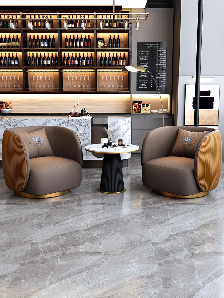 Sedie moderne per divani nella hall dell'hotel e nella sala reception