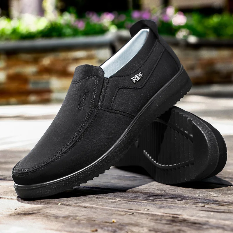 Herren-Slipper aus Canvas, leichte, rutschfeste Loafer, atmungsaktive Freizeitschuhe zum Spazierengehen für ältere Männer. – Detail 3
