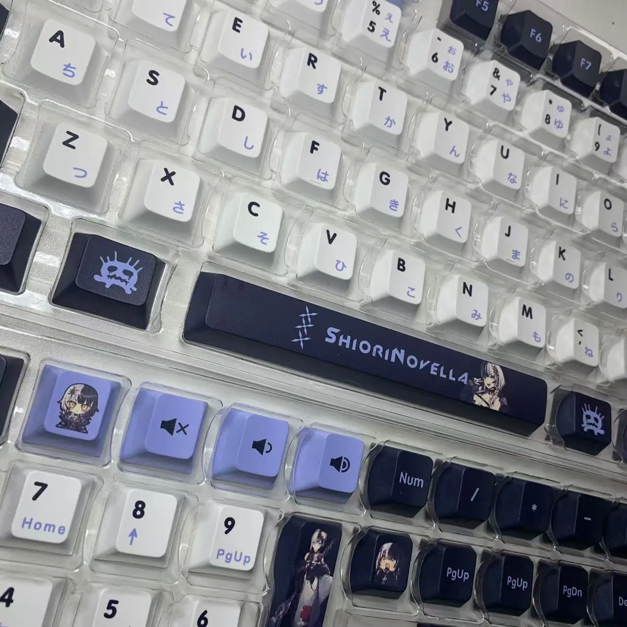 Cute Anime Shiori Novella Keycaps Hololive Vtuber Key Cover PBT DYE Sublimation Cherry MX Switch Keycap for Mechanical Keyboard