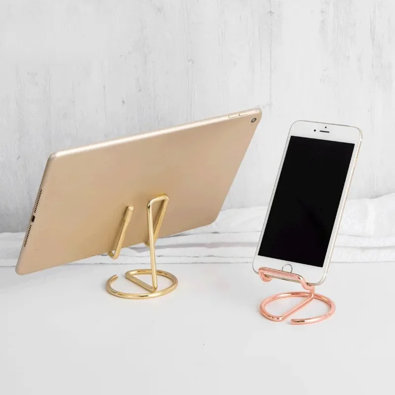Ins الحديد الفن الخطي المعادن حامل هاتف المحمول ، بسيط عرض القراءة سطح المكتب ، حامل بطاقة الأعمال ، مكتب الملحقات