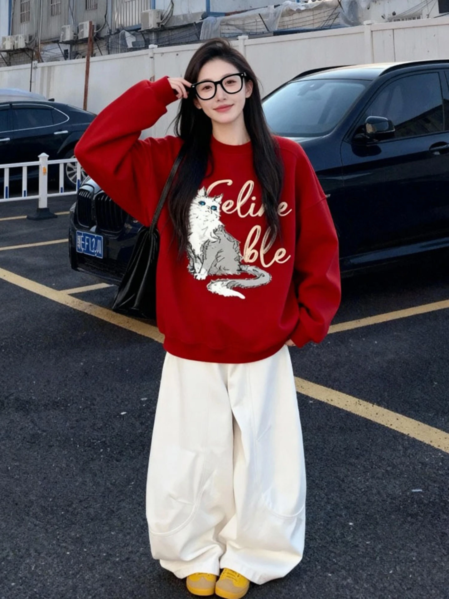 

Красная толстовка с капюшоном и мультяшным принтом, на флисовой подкладке, женская утепленная верхняя одежда, осенне-зимняя новинка, стильный дизайн