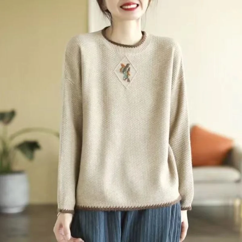 2023 New Spring and AutumnNew Retro Ethnic Style Round Neck Knitted Sweater Women's Long Sleeve Versatile Loose Slim Top