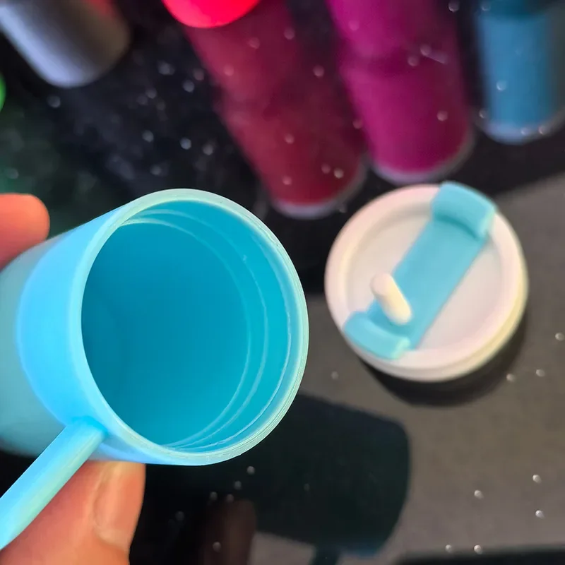 Mini Silicone Cup Keychain Handbag Backpack School Bag Key Ring Lip Balm Tumbler Keychains Detachable Water Bottle Accessories