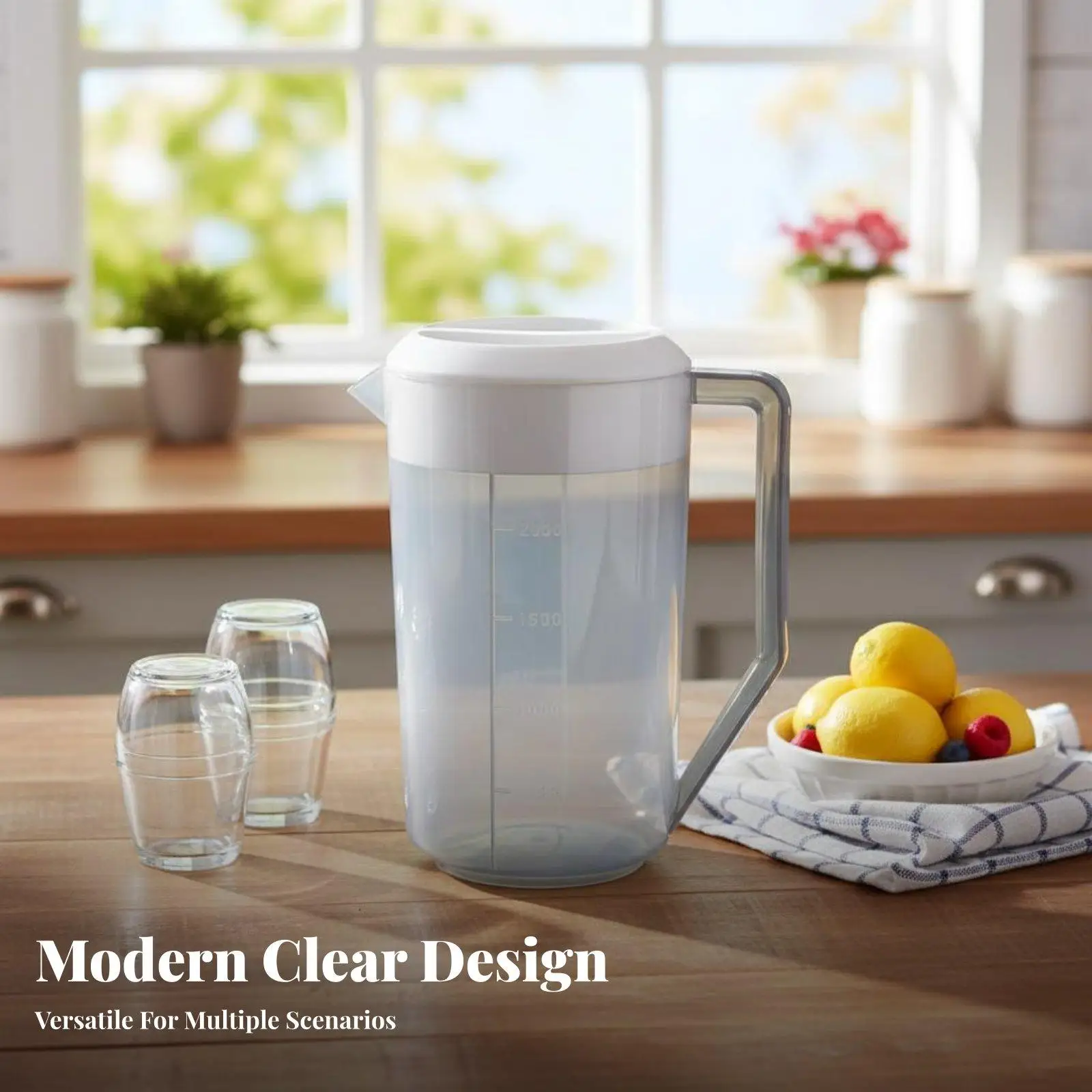 Durable PP Water Pitcher with V Spout and Measurement Marks for Iced Tea Juice Cold Brew Serving