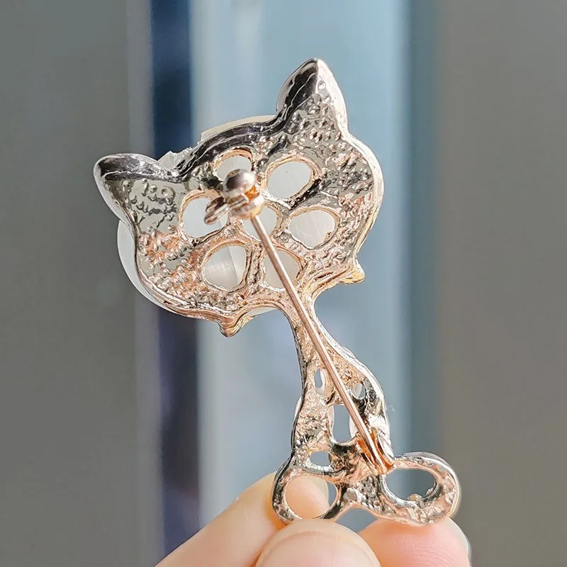 Korean Fashion Trends Cute Sexy Rhinestone Kitten Cat Brooches For Women Clothing Pins Cat's Eye Stones Fox Animal Brooch Pins