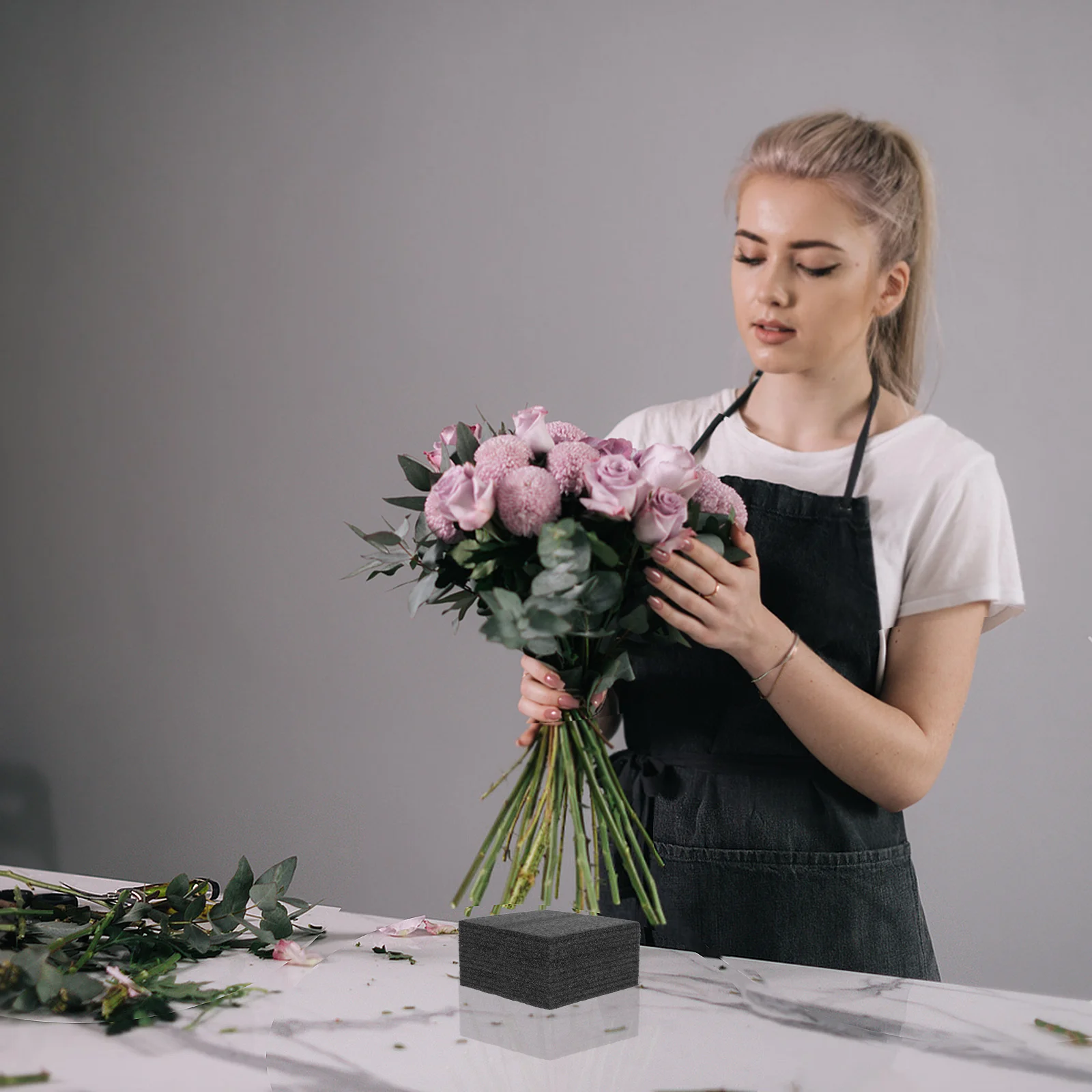 

2 pcs Floral Foam Sheets For Flower Arrangements High Density Flower Base Wedding Home Decoration Craft Floral Tray Insert Block