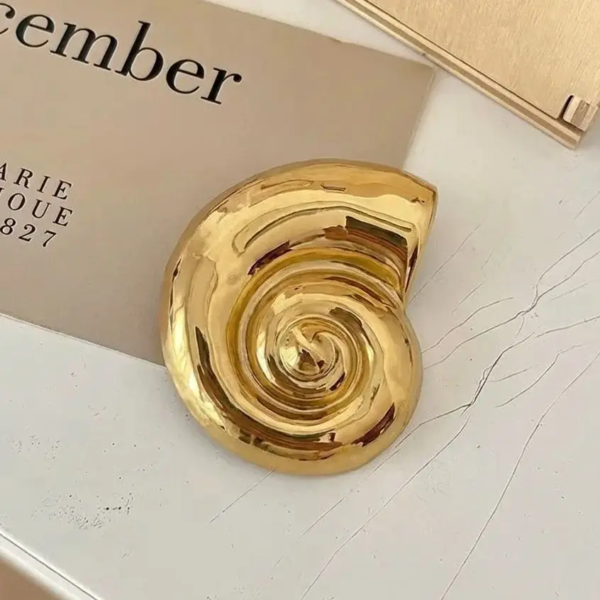 Luxuriöse Metall-Schneckenschalen-Broschen für Damen und Herren, Edelstahl-Anstecknadeln für Bankette, Partys, Rucksäcke, Geschenke, Schmuck-Accessoires
