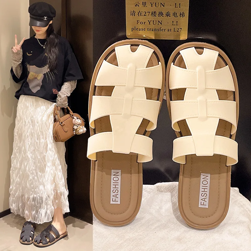 

Новые летние шлепанцы 2026: легкие, повседневные, модные, с закрытым носком, нескользящие, удобные женские тапочки