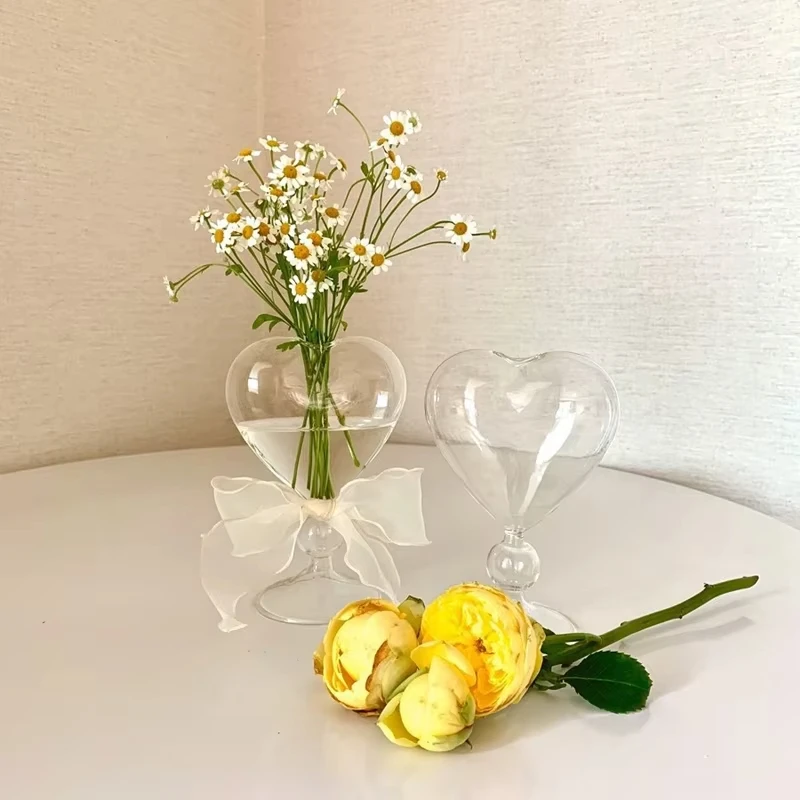 

Cutelife Nordic Heart Small Transparent Glass Flower Vase Decoration Home Vintage Hydroponic Plant Vase Terrarium Wedding Vase