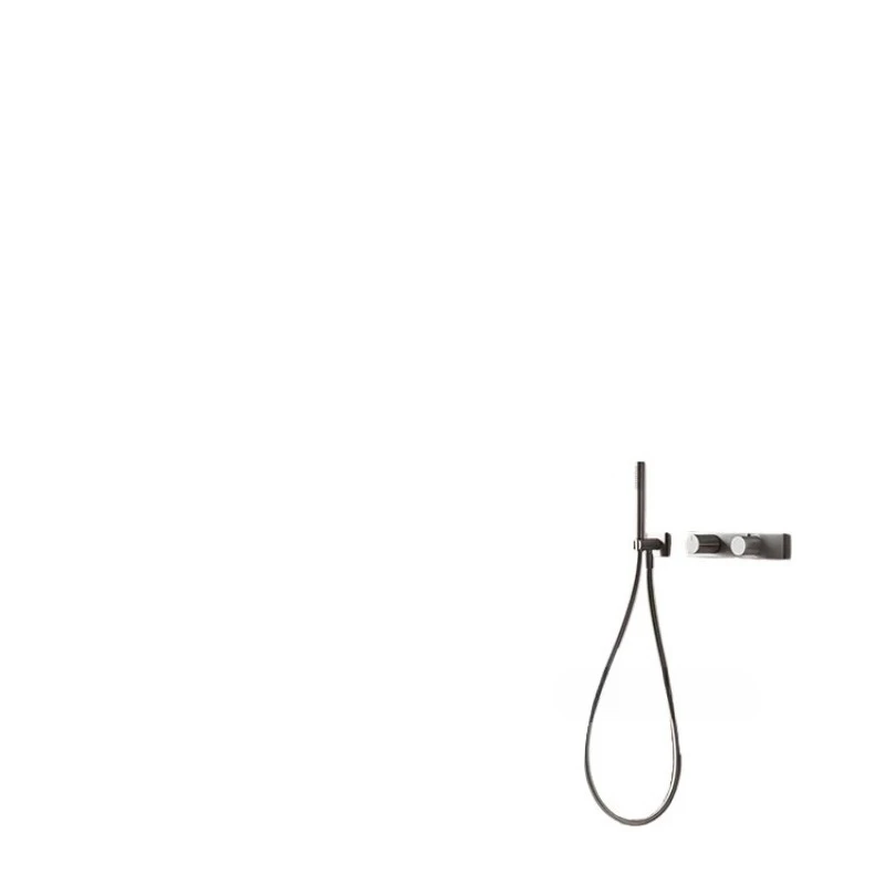 

Вход в настенный душ, матовый горячий и холодный.