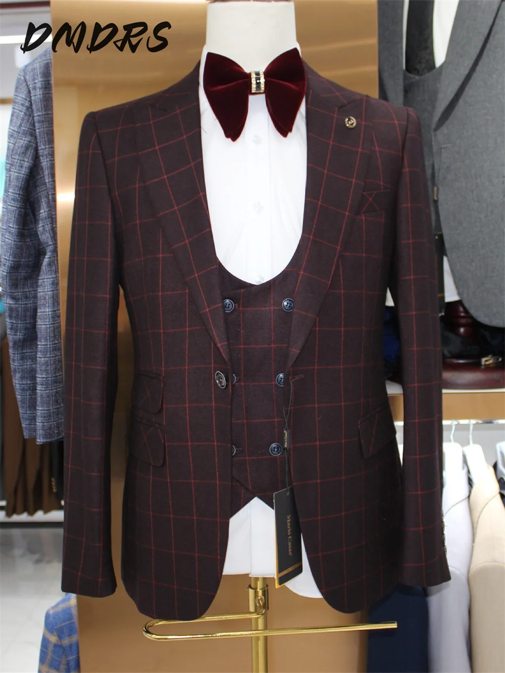 

Majestic Plaid Men's Suit Medley for Classic Office Communications Sublime Suit Delightful Single Breasted Wedding Exhibition