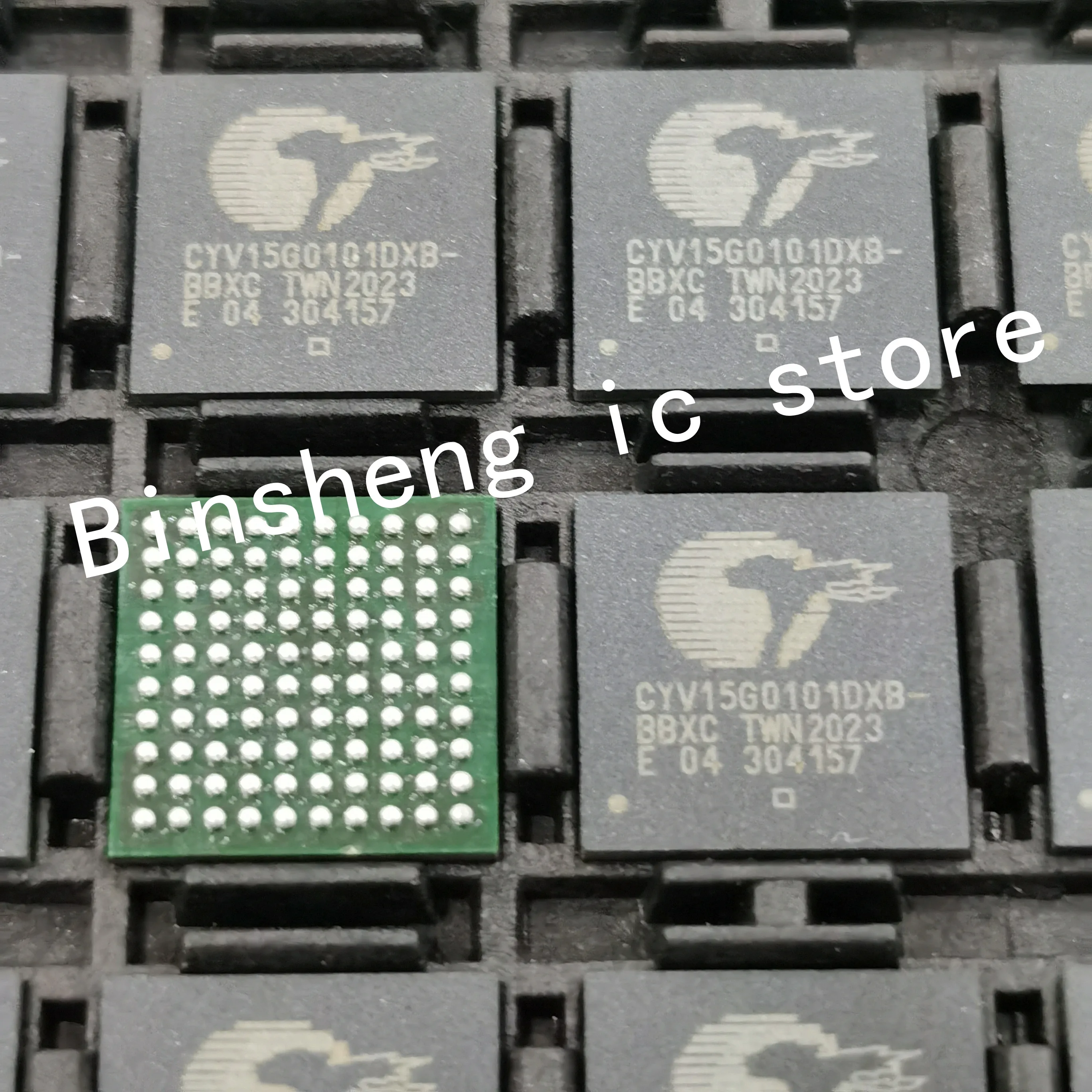 CYP15G0101DXB-BBXC  CYP15G0101DXB-BBXI  CYV15G0101DXB-BBXC Integrated Circuits IC Chips  1PCS