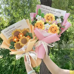 Artificial Crochet Strawberry Sunflower Stuffed Plants Finished Knitted Flowers Bouquets Valentine Birthday Graduation Gifts